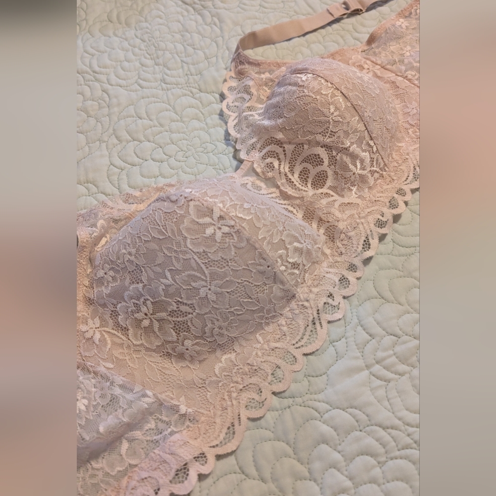 NWOT Bali Lace Bra Size 2X